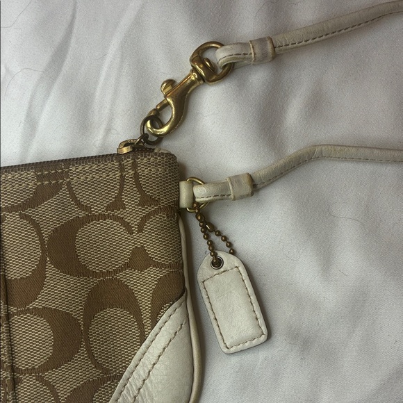Coach Signature Women’s Brown and Cream Wristlet Wallet - Picture 8 of 11